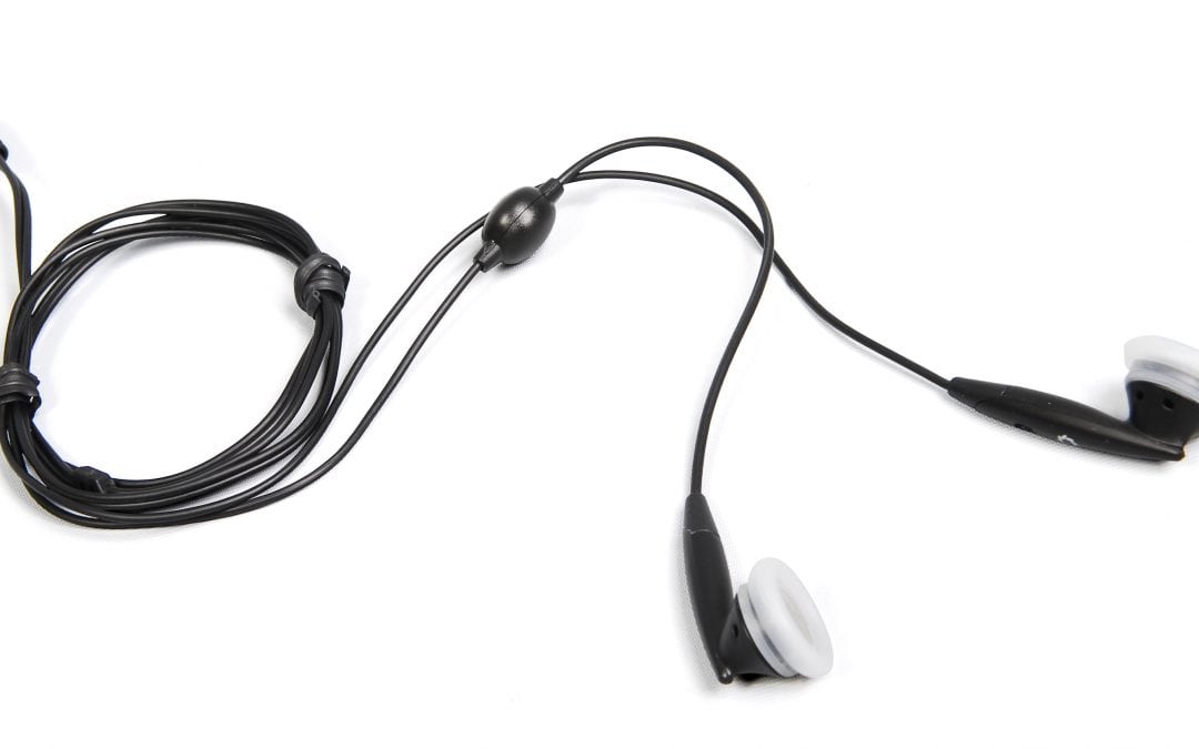 AXIWI HE-004 in-ear headset with 2 speakers and microphone